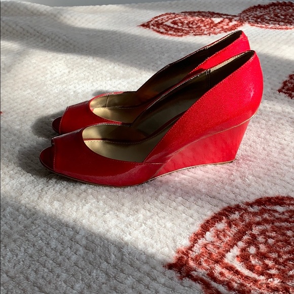 Alfani Wedges - Picture 2 of 4